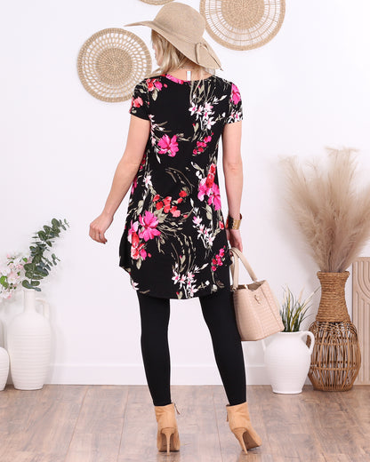 ST98 Floral Black Short Sleeve V Neck Tunic Top