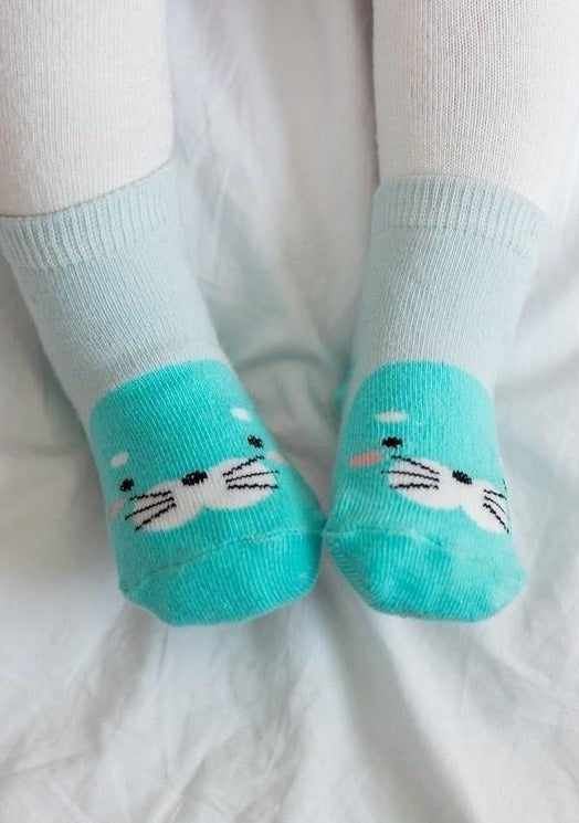 Light Blue Seal Ankle Socks